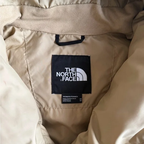 The North Face Women's Khaki Puffer Jacket - Picture 2 of 6